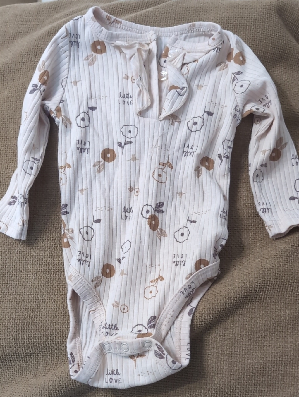 Baby Long-Sleeve One-Piece Bodysuit in Cream with Floral Print
